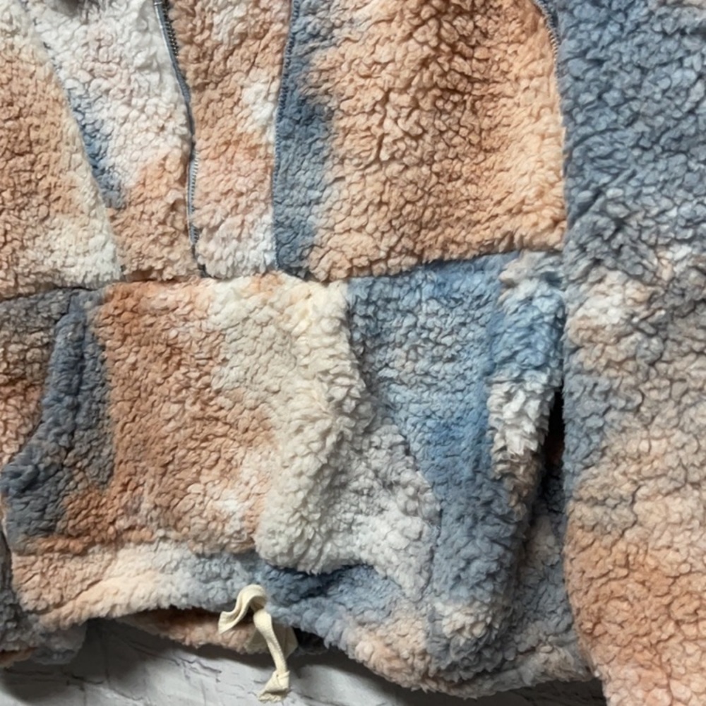 Cozy Multicolor Sherpa  Half ZipPullover - Picture 6 of 8